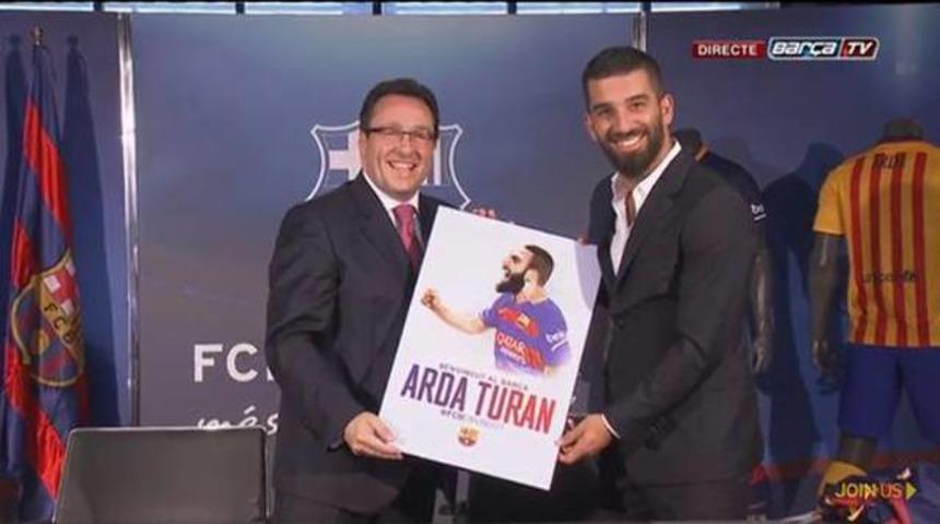 Arda Turan, Barcelona ile sözleşme imzaladı