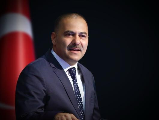 &Ouml;mer Fatih Sayan&rsquo;dan tepki: &ldquo;İddialar yalan! Hayatımın tamamını okuyarak ge&ccedil;irdim&rdquo;