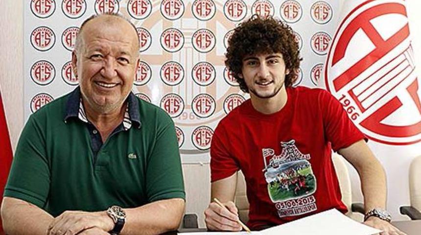 Antalyaspor, Oğuz Mataracıyı'yı renklerine kattı