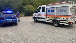 Piknik yaparken sular yükseldi, mahsur kalan vatandaş yaralandı