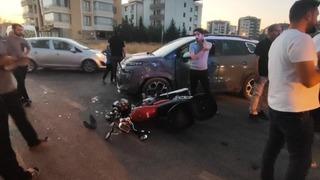 Elazığ'da otomobil ile motosiklet çarpıştı:1 yaralı
