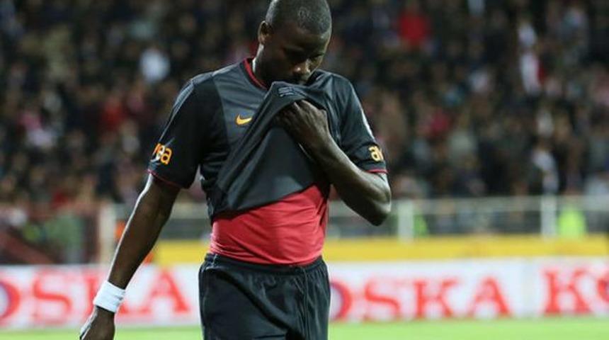Eboue Fransa yolcusu