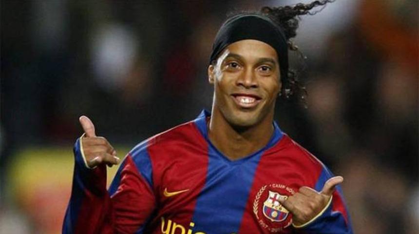 Ronaldinho, Fluminense ile imzaladı!