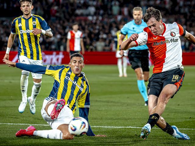 Fenerbahçe, Şampiyonlar Ligi'nde son dakikada yıkıldı! Uzatmalarda beklenmedik gol...