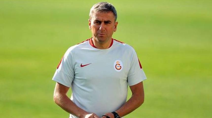 Hamzaoğlu'ndan Van Persie ve Fernandao açıklaması