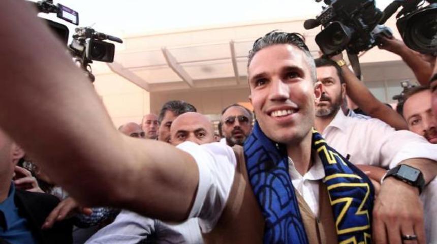 Van Persie'de işlem tamam! İşte imza tarihi