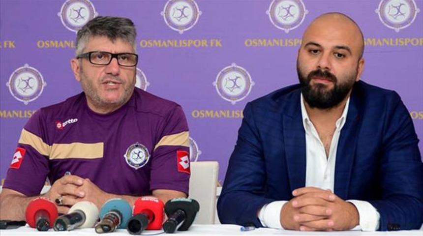 Mustafa Reşit Akçay Osmanlıspor ile imzaladı