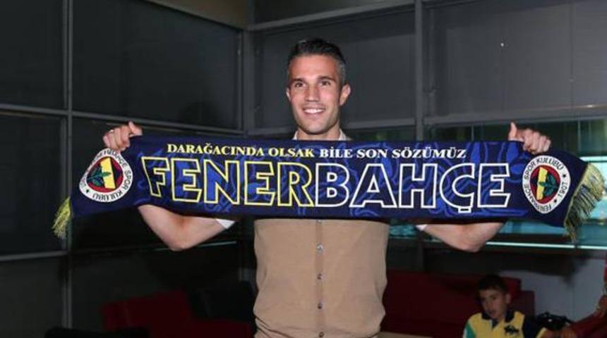 G.Saray'a Van Persie darbesi