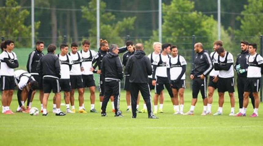 Beşiktaş'a vir&uuml;s şoku