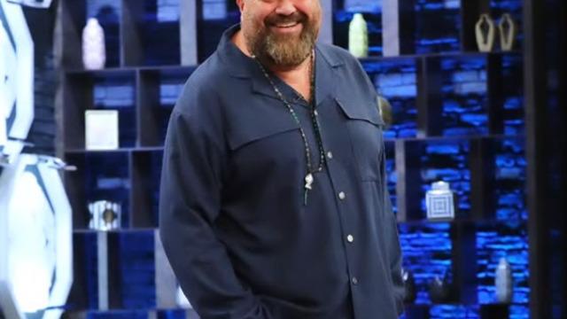 MasterChef jürisi Somer Sivrioğlu 25 yaş küçük sevgilisiyle tatile doymadı! Küvet pozları olay oldu