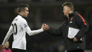 'Van Persie, Van Gaal'ı fena aşağıladı'