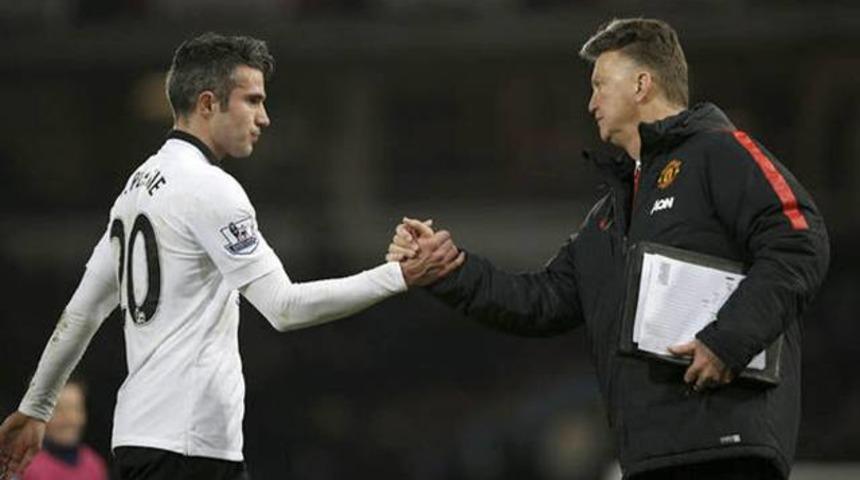 'Van Persie, Van Gaal'ı fena aşağıladı'
