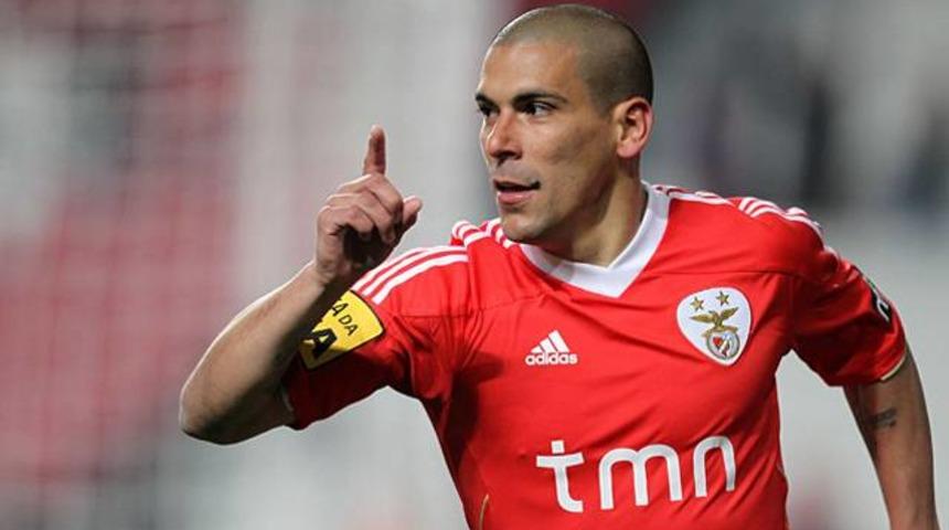 Galatasaray'ın g&ouml;zdesi Pereira Porto'da