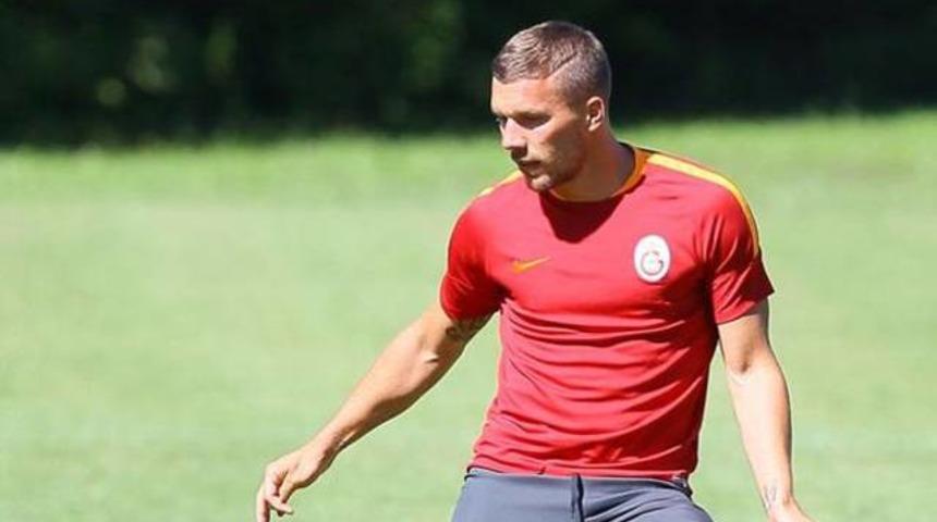 'Domuz gibisin Podolski!'