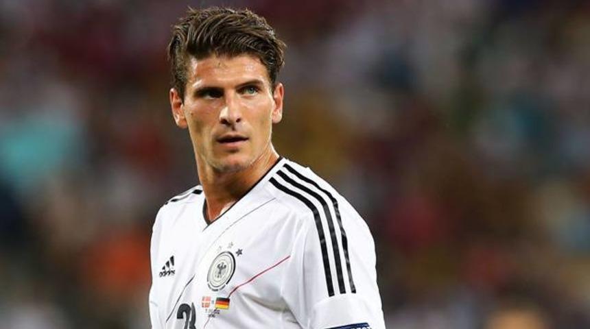 Gomez: 'Şu an transfer i&ccedil;in &ouml;nemli bir aşamadayız'