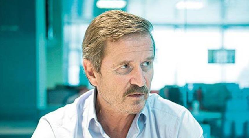 Galatasaray'da C&uuml;neyt Tanman depremi