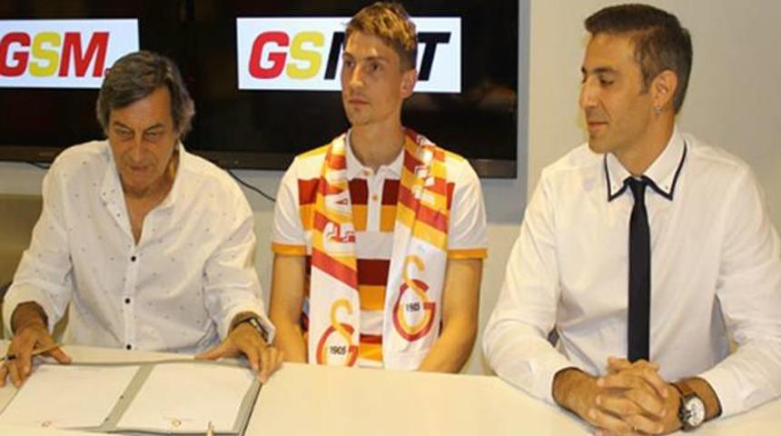 Galatasaray'a Avustralyalı sma&ccedil;&ouml;r