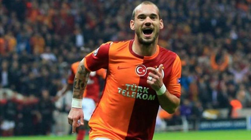 Wesley Sneijder'in menajerinden flaş s&ouml;zler!