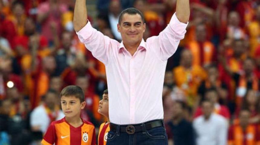 Mondragon geri geliyor!