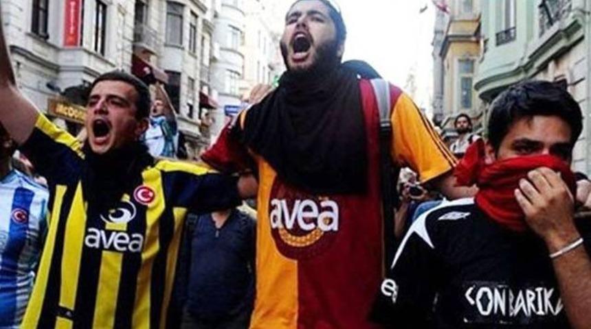 &Ccedil;arşı, UltrAslan ve Gen&ccedil; Fenerbah&ccedil;eliler'den barış bildirisi