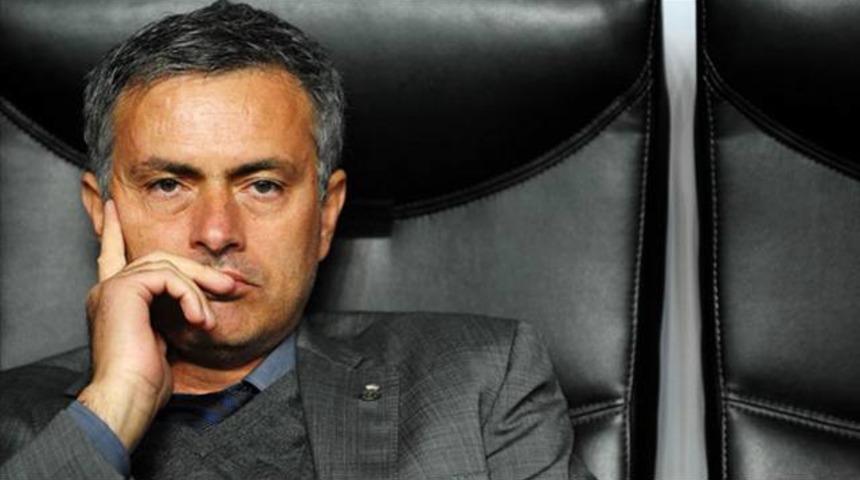Mourinho'dan Benitez'in eşine sert yanıt!