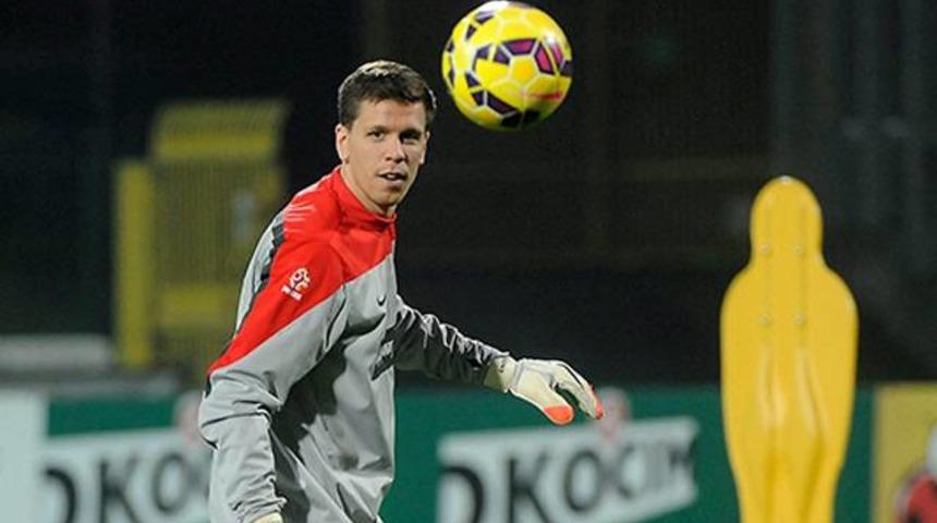 Szczesny Roma'ya transfer oldu