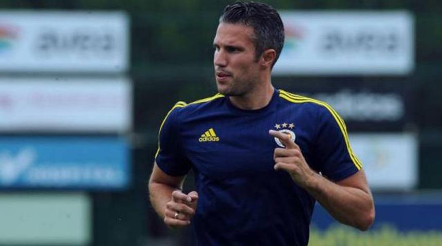Van Persie sınır tanımıyor! Tam 2.5 saat