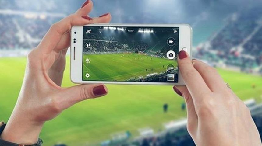 Hukuk&ccedil;ular uyardı! Periscope...