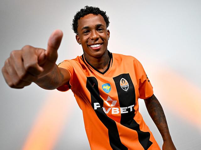 Arda Turan'ın çalıştırdığı Shakhtar Donetsk'de Brezilyalı oyuncu Kevin için Avrupa kulüpleri listede! Fulham teklifte yüksekten uçtu...