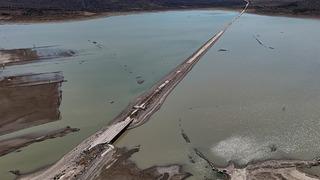 İzmir susuzlukla boğuşuyor: Barajlar alarm veriyor, su kesintileri başladı!