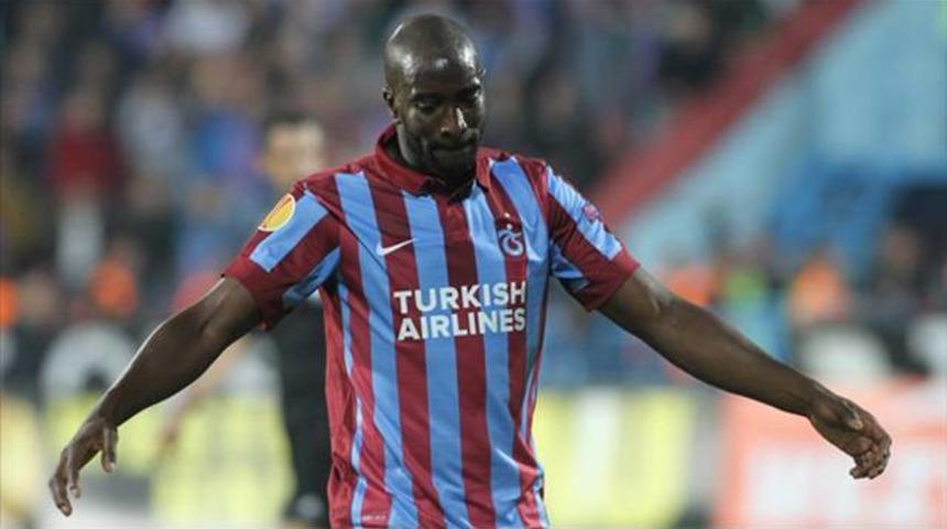 Yatabare Trabzonspor'dan ayrıldı