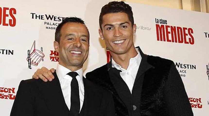 Ronaldo ada hediye etti