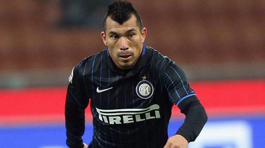 Hamza Hamzaoğlu'ndan Gary Medel'e ret