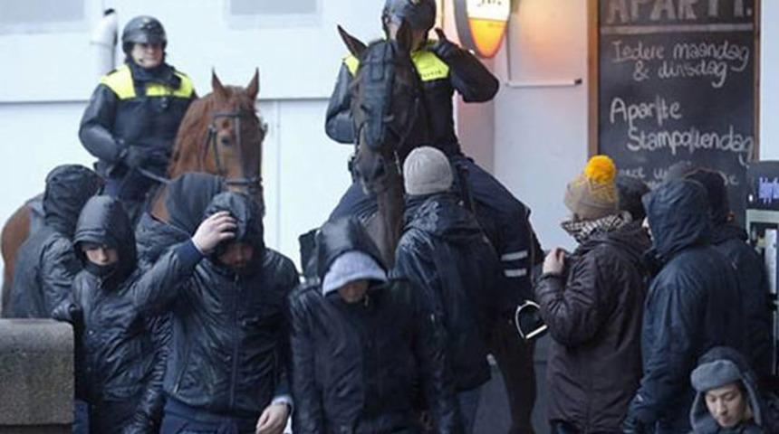 Hollanda'da polis eylemi &uuml;&ccedil; ma&ccedil;ı erteletti
