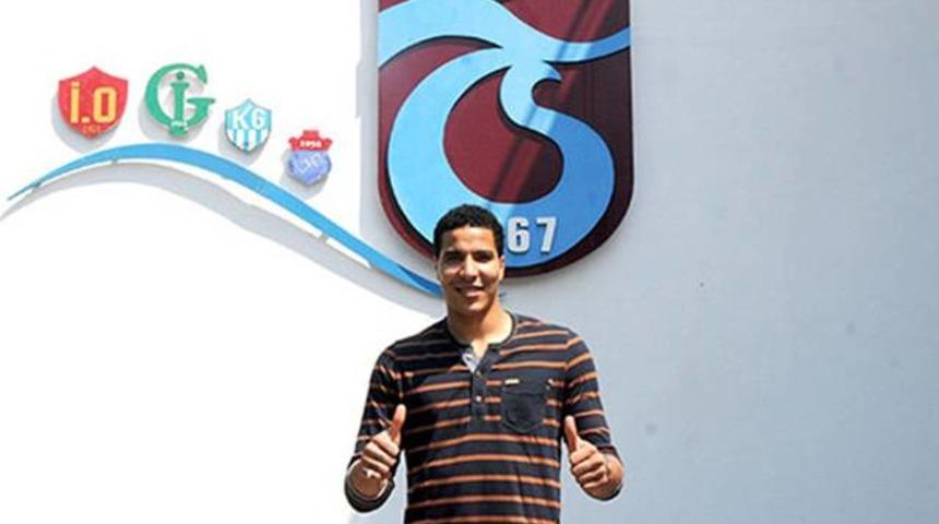 Esteban Alvarado resmen Trabzonspor'da