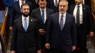 Bakan Fidan Şam'da: "Suriye'ye desteğimizi sürdüreceğiz"
