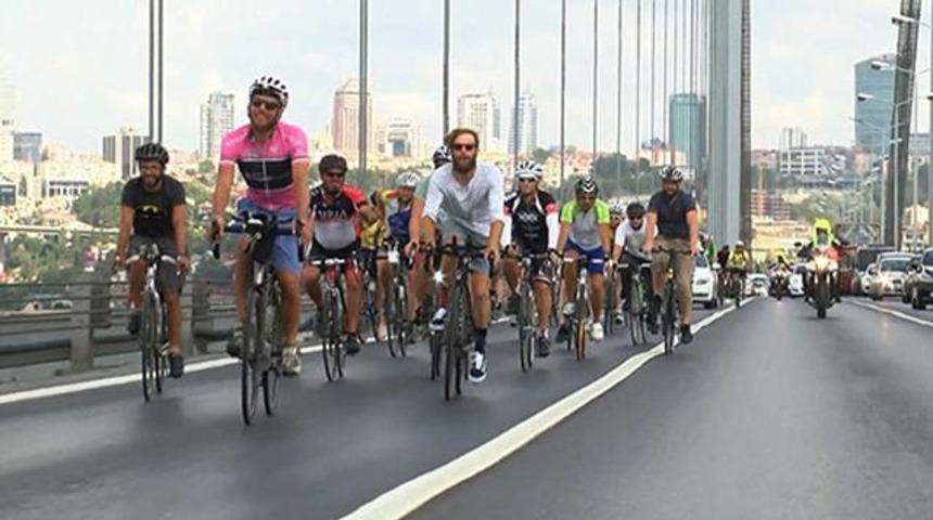 Belçika'dan İstanbul'a pedal çevirdiler