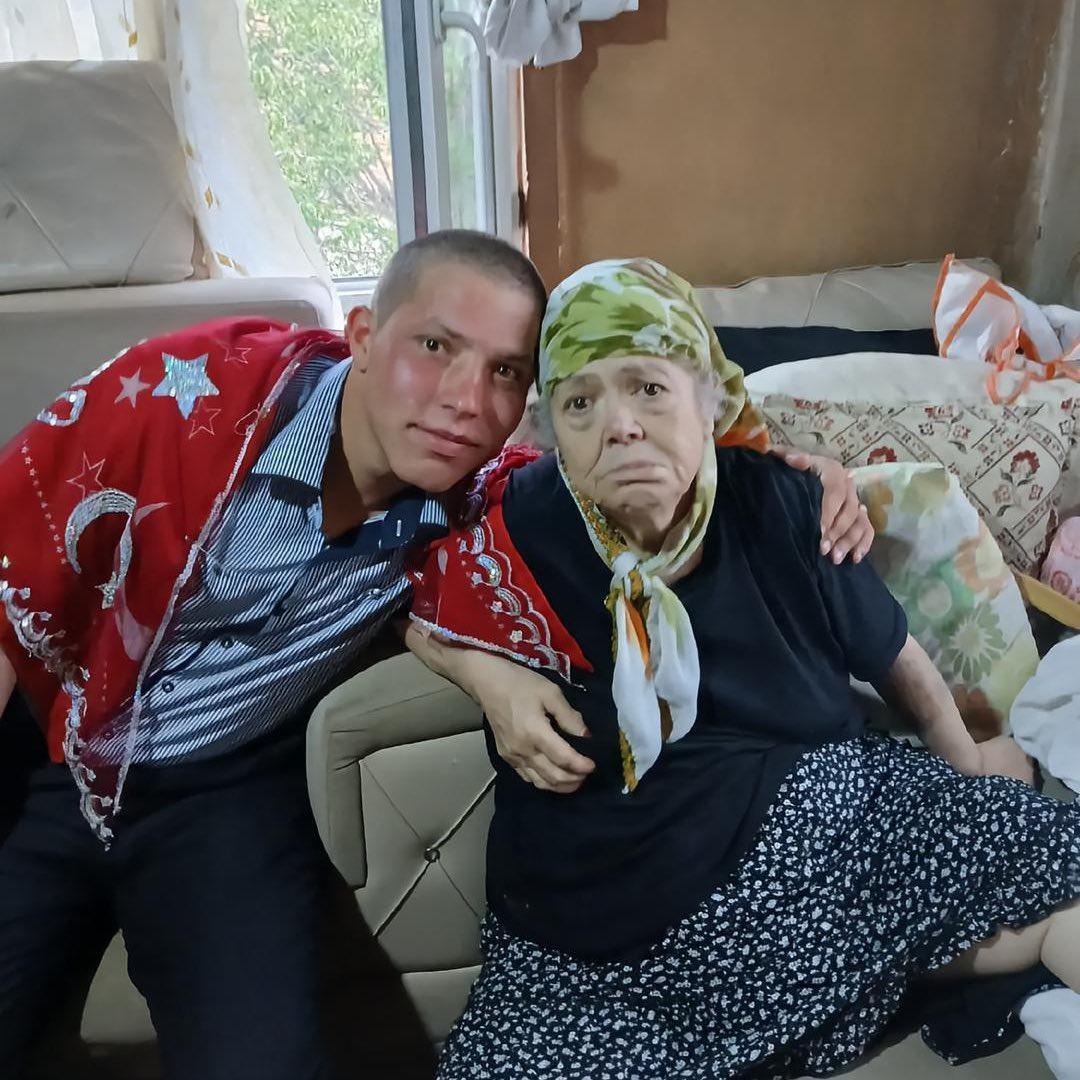 Sosyal medya paylaşımıyla gündem olmuştu! İbrahim Çetin askere törenle uğurlandı 2