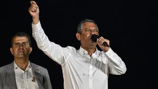  Özgür Özel adını açıklamıştı! İBB soruşturmasında rüşvet iddiasında adı geçen avukat Mehmet Yıldırım'a ev hapsi cezası: Savcılık ifadesi ortaya çıktı