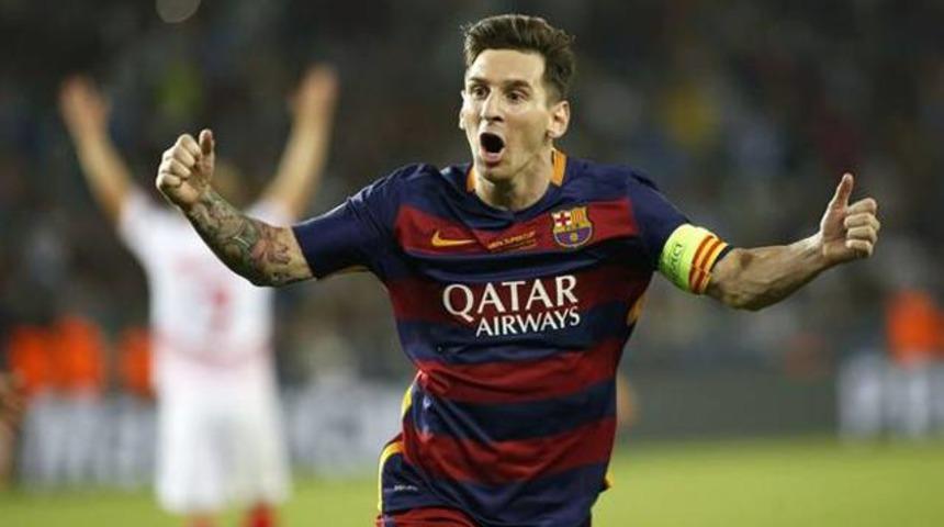 Messi Ronaldo'yu yakaladı