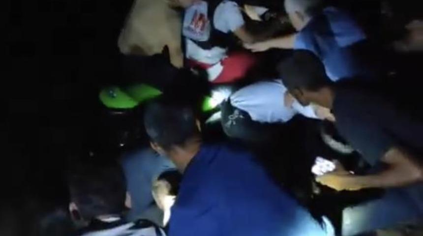 Bingöl'de nehirde mahsur kalan 5 kişi kurtarıldı