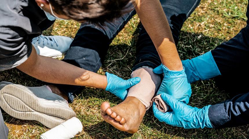 Kırık ve burkulmalarda ilk yardım nasıl yapılır?