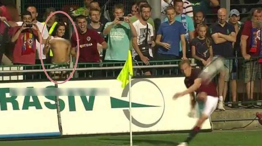 Ma&ccedil;a damga vuran taraftar