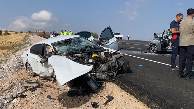 Tokat'ta feci kaza: 3 can kaybı var! 2 ağır yaralı