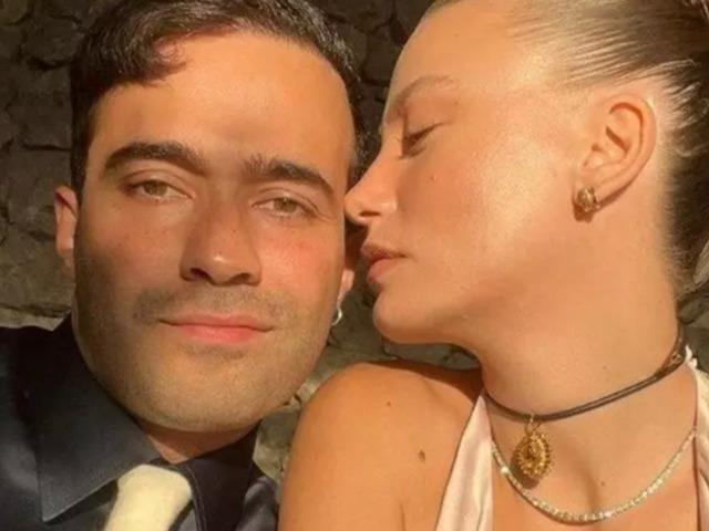 Serenay Sarıkaya aşka geldi! Mert Demir'in doğum g&uuml;n&uuml;n&uuml; b&ouml;yle kutladı