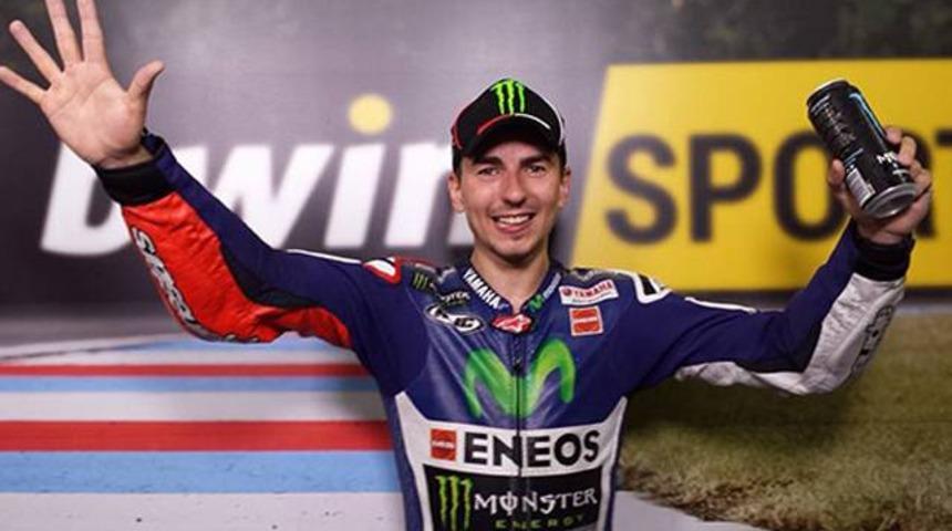 Lorenzo liderliğe yükseldi