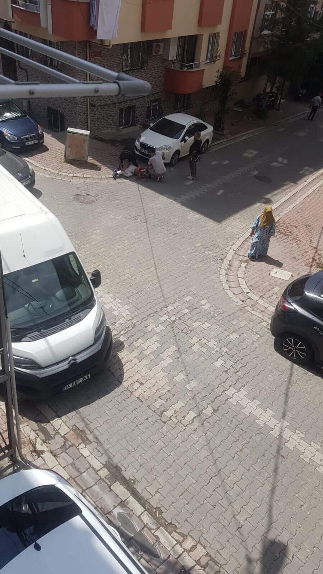 Esenyurt ta film sahnelerini aratmayan anlar: Hırsızı kovaladı yakalayıp polise teslim etti! Suç makinesi çıktı 2