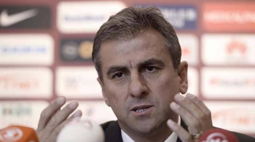 Hamzaoğlu &ccedil;ıldırdı: 'Bizi rahat bıraksınlar'