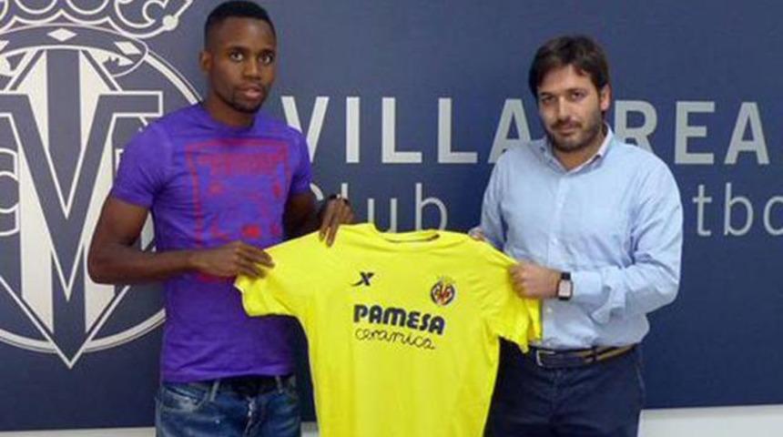 Villareal, Bakambu'yu resmen a&ccedil;ıkladı