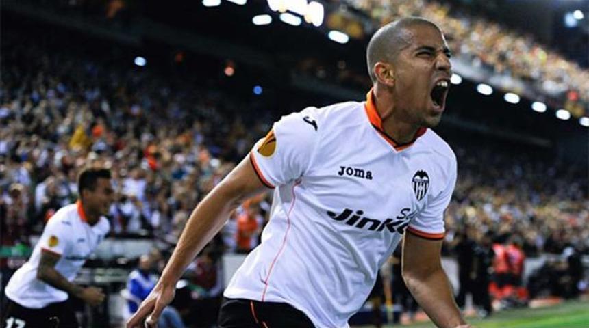 Valencia'dan Feghouli kararı!